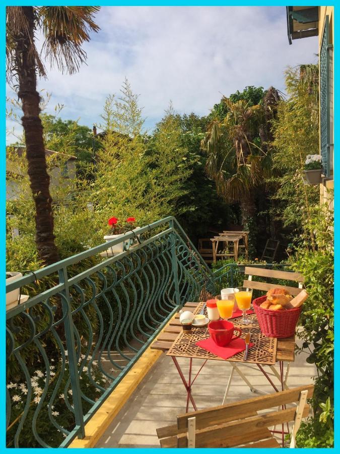 La Bulle Dans Le Palmier Hotel Тулуза Екстериор снимка