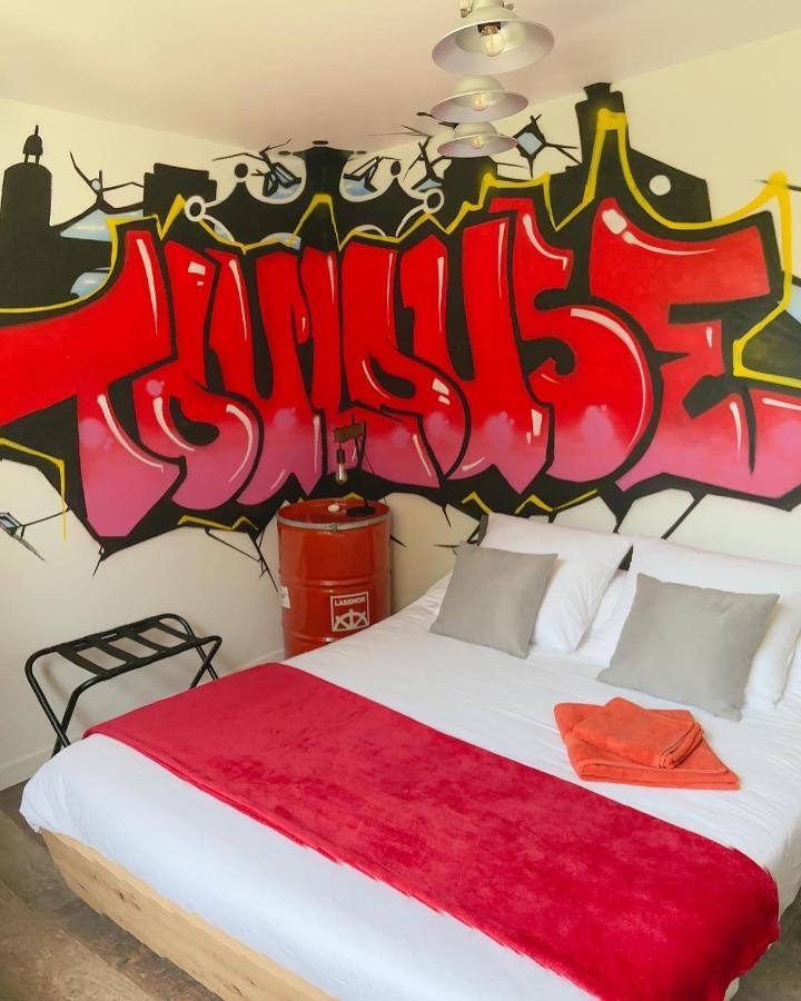 La Bulle Dans Le Palmier Hotel Тулуза Екстериор снимка